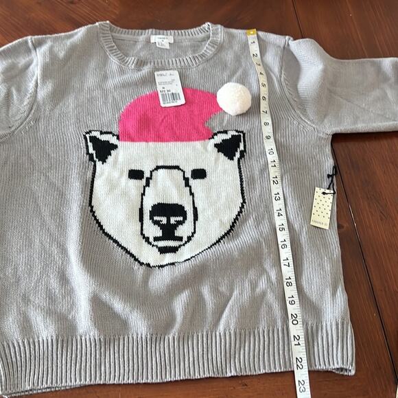 Forever 21 NWT Gray Polar Bear size Medium Ugly Christmas Sweater Holiday - Picture 8 of 8
